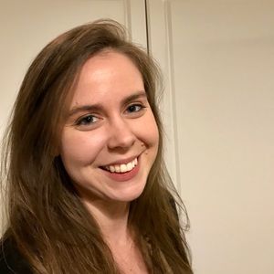 Meet your Posher, Alicia